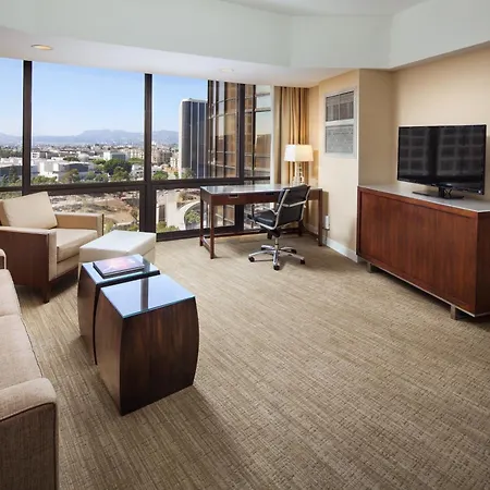 The Westin Bonaventure Hotel & Suites, Los Angeles-3